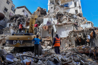 Soykırımcı İsrail Lübnan'da 2 bin 696 kişiyi öldürdü