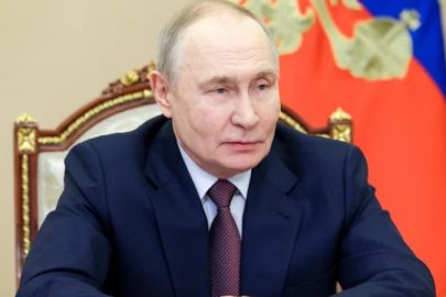 Putin'den Ukrayna'da geçici ateşkes kararı