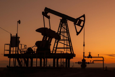 Brent petrolün varili 108,53 dolardan işlem görüyor