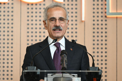 Bakan Uraloğlu: Krizler, alternatifi olmayan her sistemin kırılgan olduğunu açıkça gösterdi