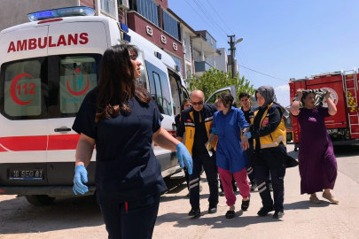 Bursa'da saç kurutma makinesi evi yaktı: 2 kişi hastanelik oldu