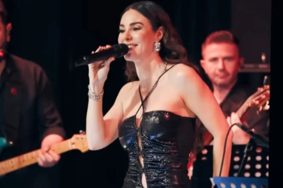 Defne Samyeli'nin iddialı kıyafetine şarkıcı Hatice'den destek