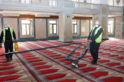 Nilüfer'de cami ve cemevlerinde bahar mesaisi