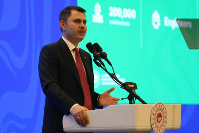 Bakan Kurum: Deprem bölgesinde 2 yılda bir ülke büyüklüğünde yerleşim inşa ettik
