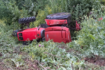 Bursa'da yürek yakan kaza...Devrilen traktörün sürücüsü öldü