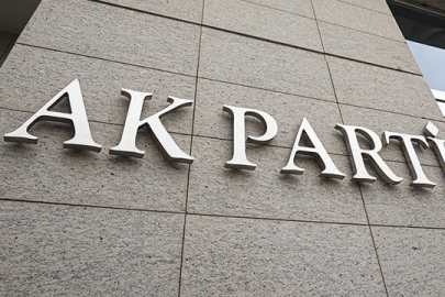 Afyonkarahisar ve Dinar belediye başkanları AK Parti'ye katıldı