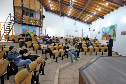 Büyükşehir'den evcil hayvan işletmelerine eğitim