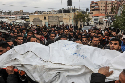 Soykırımcı İsrail'in Gazze'ye saldırılarında can kaybı 72 bin 744'e yükseldi