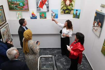Bursa'da el emeği göz nuru eserler sergilendi