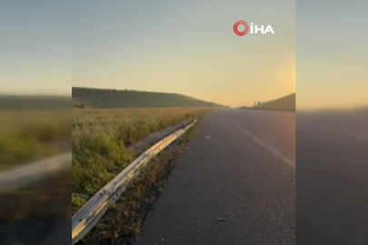 Lastiği patlayan yolcu otobüsünde can pazarı: Muavin kopan kapıdan aşağı uçtu