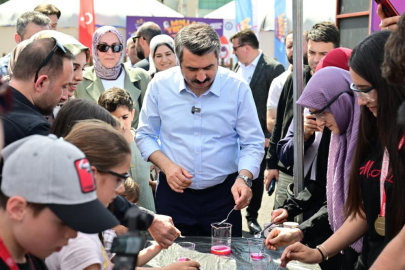 Gençler bilim ve teknoloji festivalinde buluştu