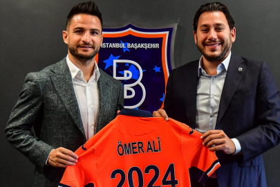 Başakşehir'de Ömer Ali Şahiner'in sözleşmesi uzatıldı
