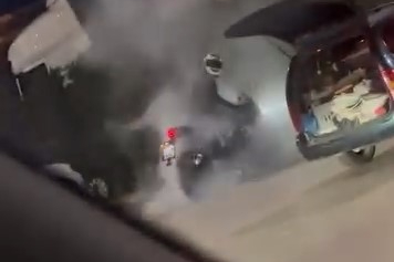 Bursa’da akaryakıt istasyonunda tehlikeli gösteri!