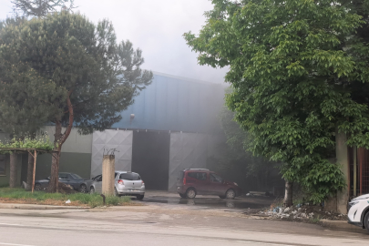 Bursa'da sunta fabrikasında korkutan yangın