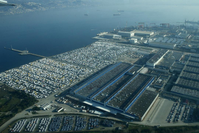 İhracat rekoru yenilendi: 2 milyar 428 milyon dolar