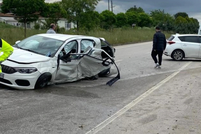 Katliam gibi kaza! 3 kişi öldü, 2 kişi yaralandı