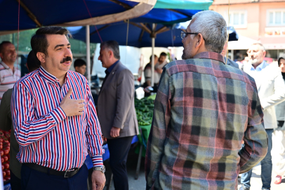 Başkan Yılmaz vatandaşlarla bayramlaştı