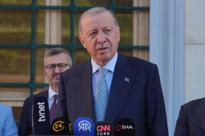 Cumhurbaşkanı Erdoğan, bayram namazını Büyük Çamlıca Camisi'nde kıldı