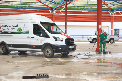 Osmangazi’de kurban kesim alanları titizlikle temizleniyor