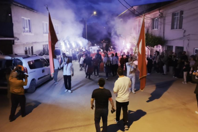Bursa'da 157 yıllık "deve eğlencesi" geleneği yaşatılıyor