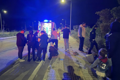 Direksiyon hakimiyetini kaybetti, tarlaya uçtu: 4 yaralı