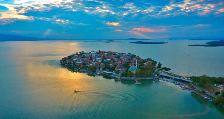 Gölyazı