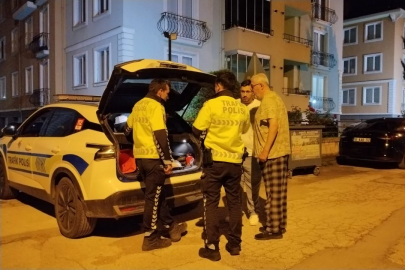 Bursa'da park halindeki araca çarpan sürücü kaçamadı