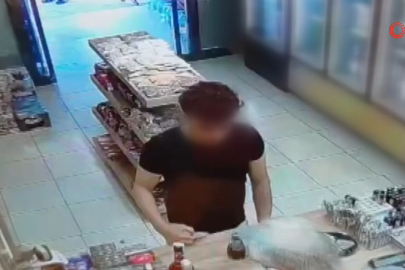 Bursa'da pes dedirten olay: Buldukları kartla alışverişe çıktılar
