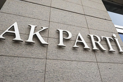 AK Parti'de 4 il başkanı görevden alındı!