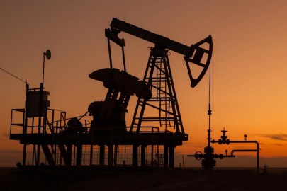 Brent petrolün varili 97,33 dolardan işlem görüyor