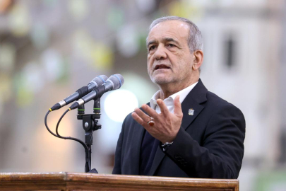 Pezeşkiyan: Ne sahayı ne de müzakere masasını terk ettik