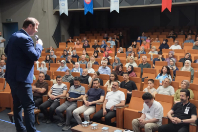 Yıldırım Belediyesi'nden ailelere rehberlik eğitimi