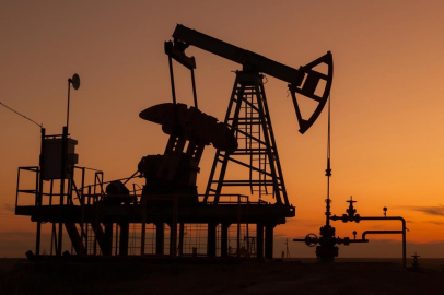 Brent petrolün varili 93,24 dolardan işlem görüyor