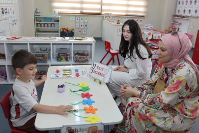 Osmangazi'de kreş öğrencileri gelişimlerini ailelerine sergiledi