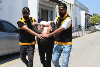 Genç kadını evinin önünde bıçakladı: "Görünce heyecanlandım, saldırdım" dedi