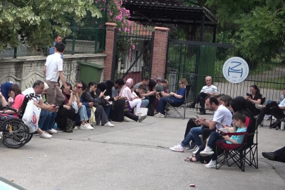 LGS heyecanı başladı... Binlerce öğrenci iyi bir lise için yarışıyor