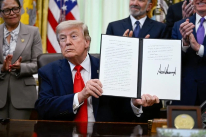 Dünyanın gözü ABD-İran anlaşmasında: Donald Trump saat verdi