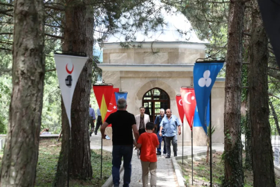 İnegöl fatihi Turgut Alp Bursa'da kabri başında anıldı