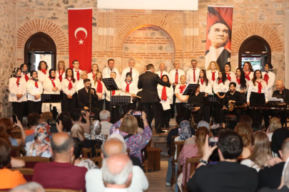 Osmangazi'de türküler gönüllere işlendi