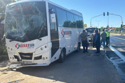 Kırşehir'de işçi servisleri çarpıştı: 42 yaralı