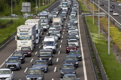 Otomotiv frene bastı: Mayıs'ta trafiğe kayıtlı araçlar yüzde 24 azaldı