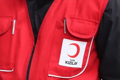 Türk Kızılay Bursa Osmangazi Şubesi'nden Mustafa Canbaz'ın "Yılın Gönüllüsü" ödülü sevinçle karşılandı