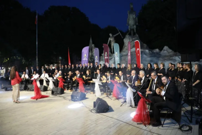 Bursa İnegöl Belediyesi TSM korosundan unutulmaz konser