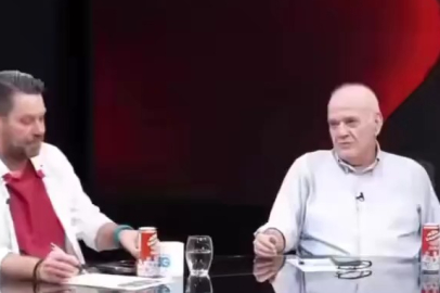 Ahmet Çakar'dan milli takım yorumu: Allah sizin cezanızı versin