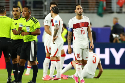 Hakan Çalhanoğlu: "Gençlere sahip çıkalım, bu benim belki son Dünya Kupam olacak"